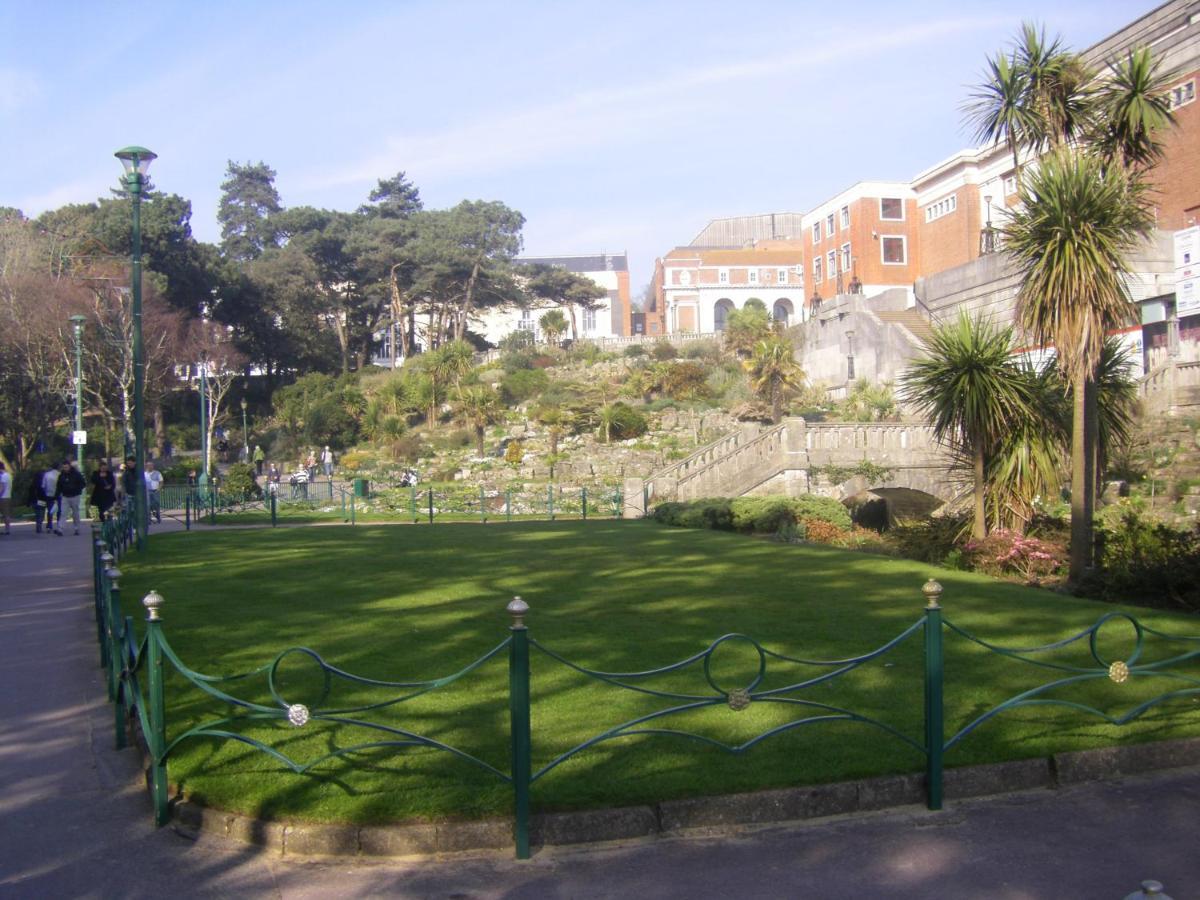 A Cozy House To Stay In Sunny Bournemouth Eksteriør billede